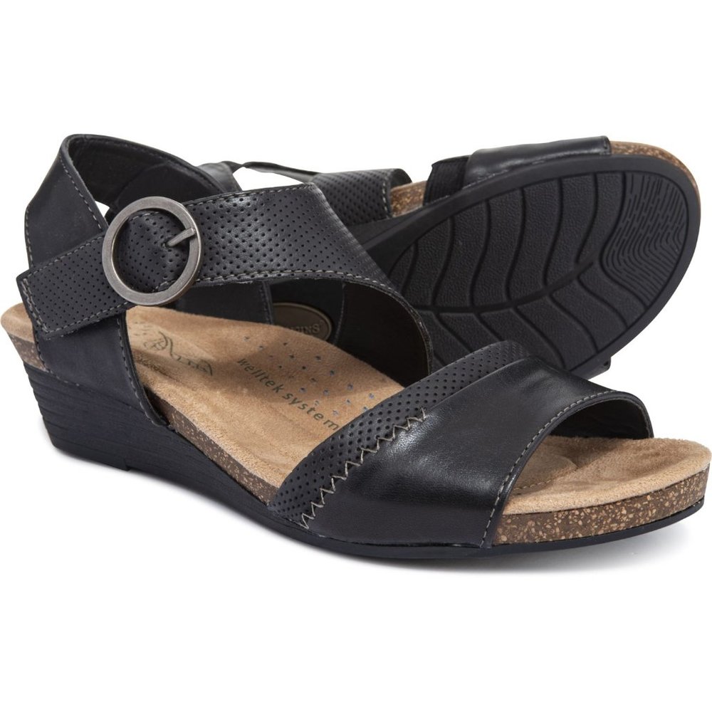 Earth Origins Hazel Sandals, Black, Size 10 W